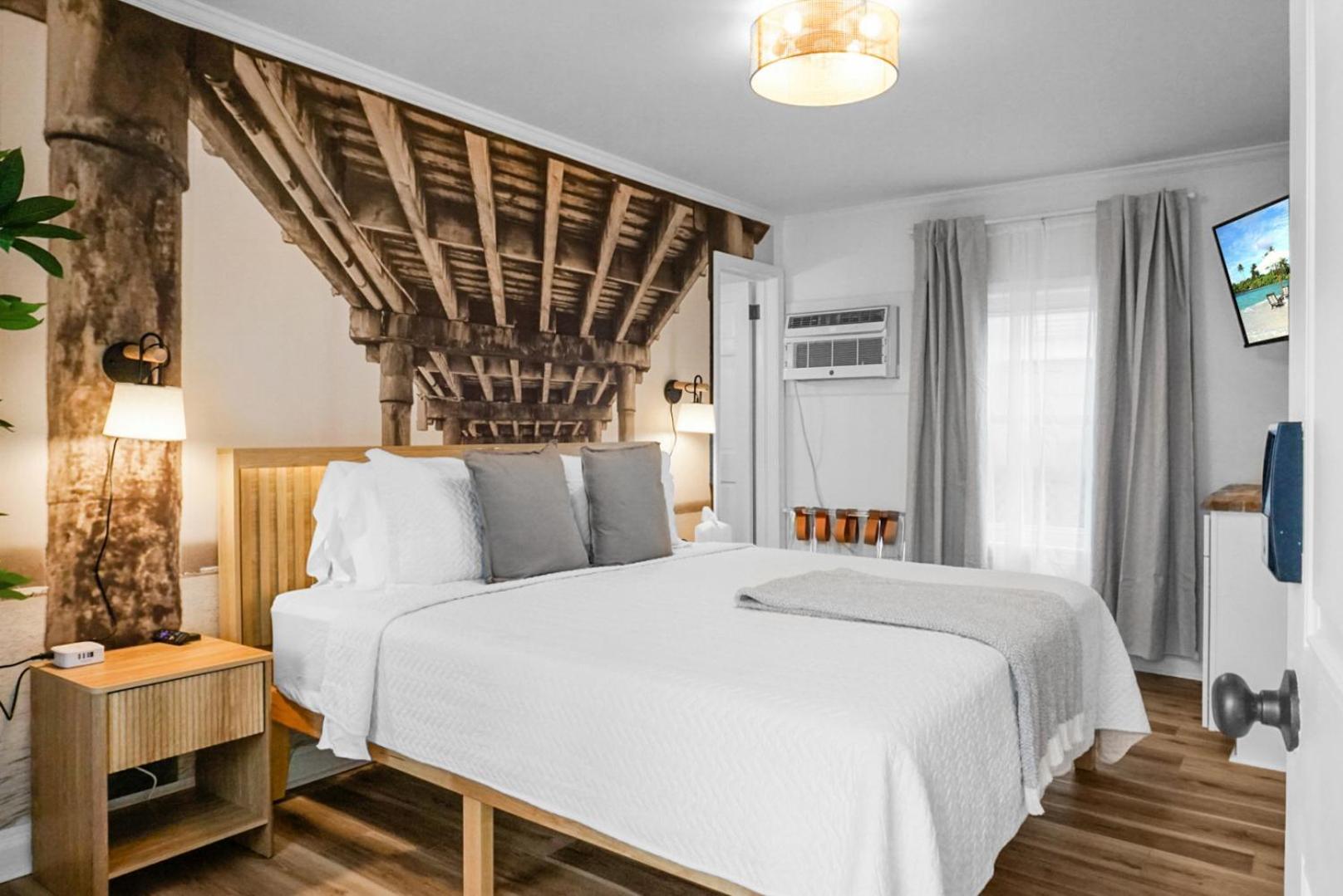 קרולינה ביץ' The Boardwalk Inn מראה חיצוני תמונה