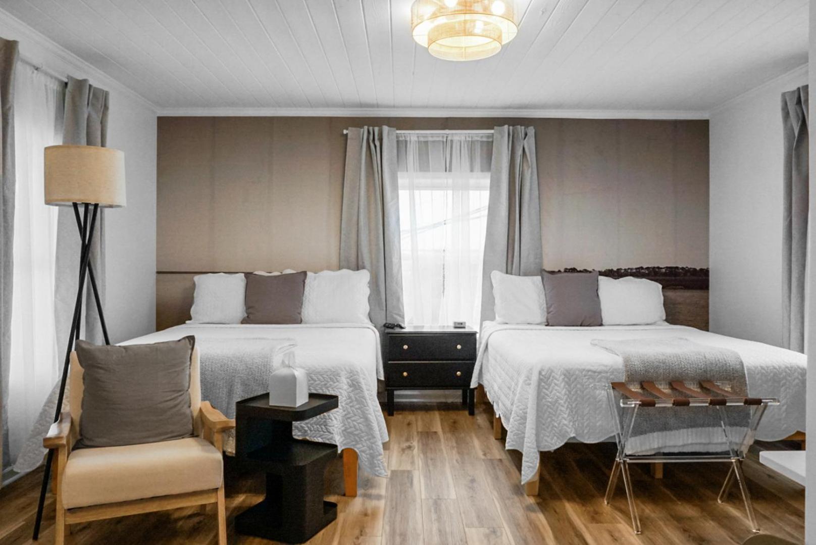 קרולינה ביץ' The Boardwalk Inn מראה חיצוני תמונה