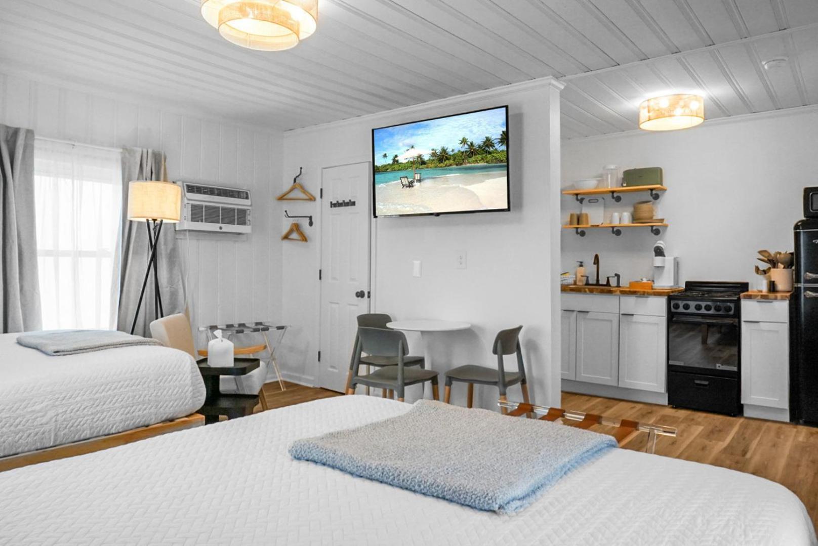 קרולינה ביץ' The Boardwalk Inn מראה חיצוני תמונה