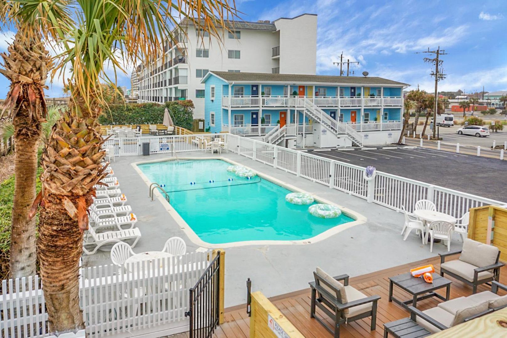 קרולינה ביץ' The Boardwalk Inn מראה חיצוני תמונה