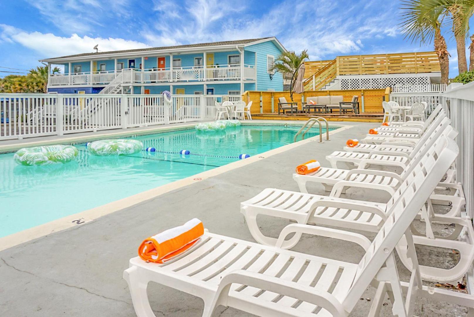 קרולינה ביץ' The Boardwalk Inn מראה חיצוני תמונה