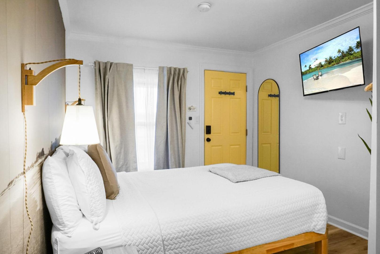 קרולינה ביץ' The Boardwalk Inn מראה חיצוני תמונה